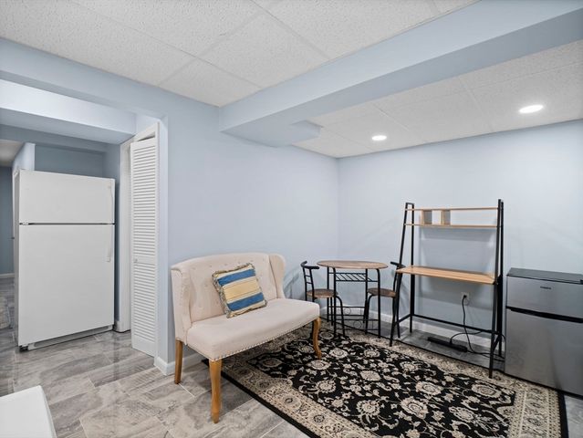 20 Woodland Dr 379, Lowell, MA 01852