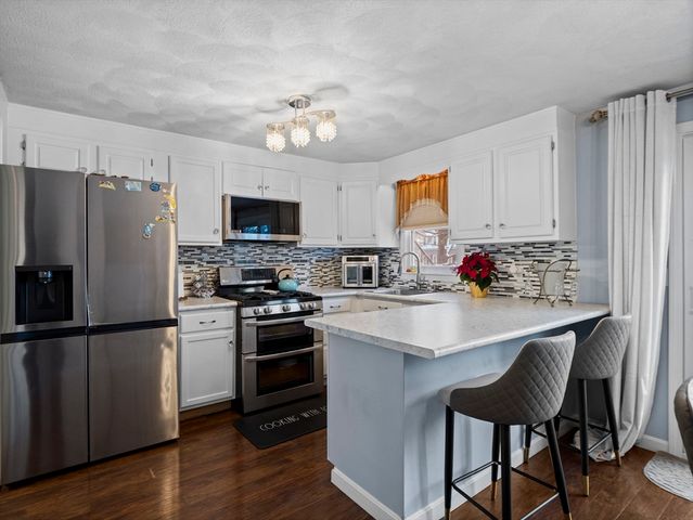 20 Woodland Dr 379, Lowell, MA 01852