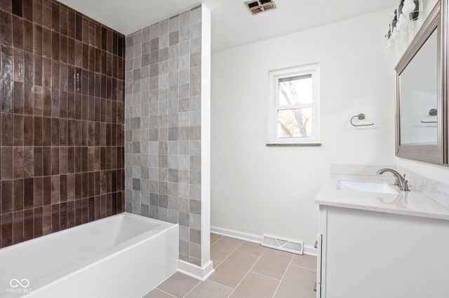 6498 Baldauf Drive, Pittsboro, IN 46167