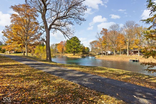 6498 Baldauf Drive, Pittsboro, IN 46167