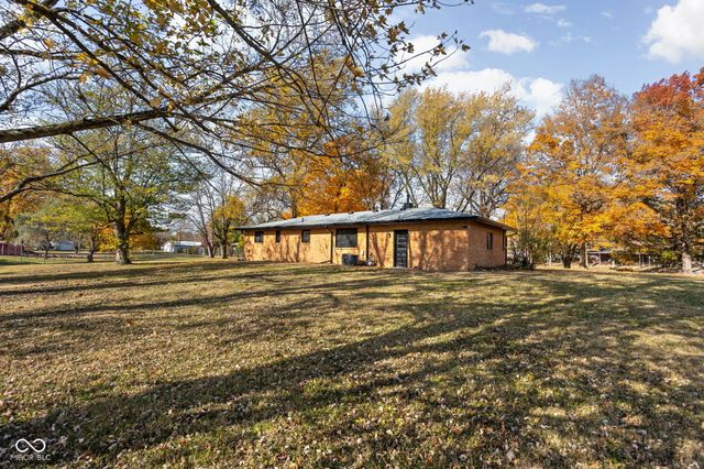 6498 Baldauf Drive, Pittsboro, IN 46167