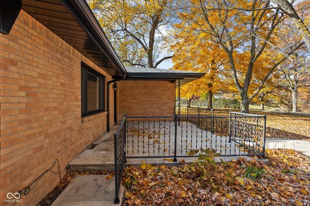 6498 Baldauf Drive, Pittsboro, IN 46167