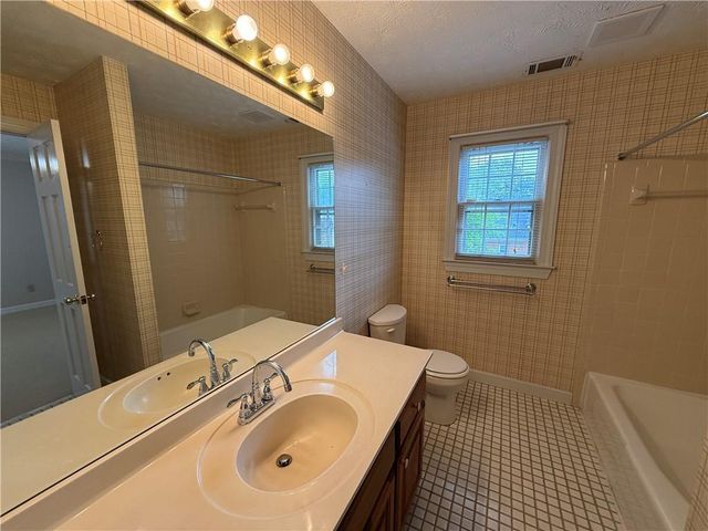 3209 Henderson Walk, Atlanta, GA 30340