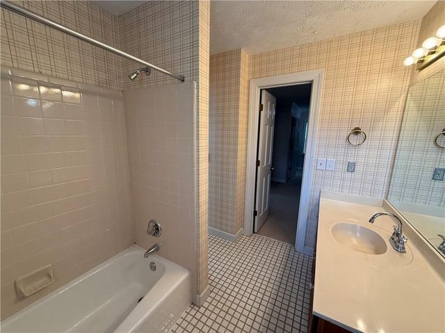 3209 Henderson Walk, Atlanta, GA 30340