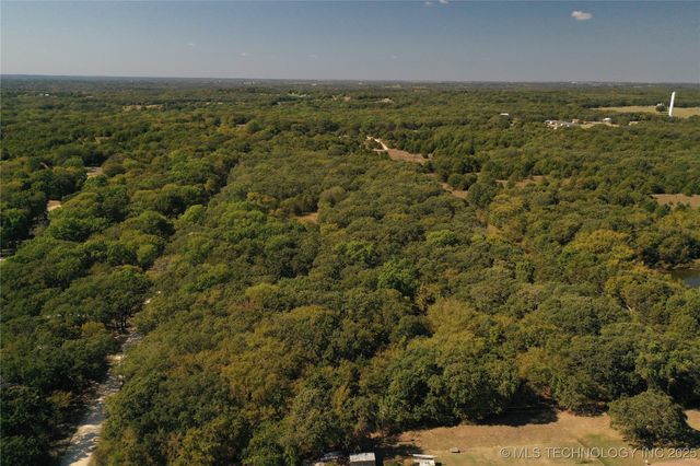 4817 Cobb Road, Kingston, OK 73439