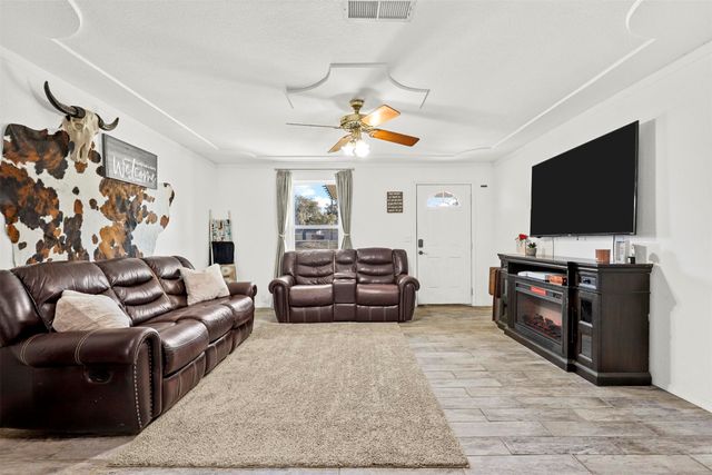 12001 S Fm 730, Azle, TX 76020