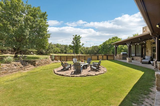 206 Rodeo Drive, Azle, TX 76020