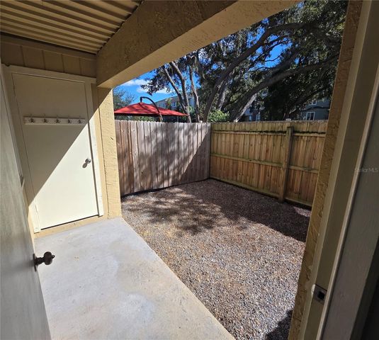 510 GOLDEN RAINTREE PLACE 510, Brandon, FL 33510