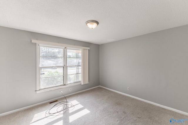 5004 Lumary Drive, Huntsville, AL 35810