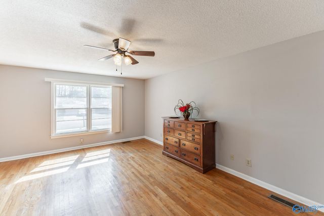 5004 Lumary Drive, Huntsville, AL 35810