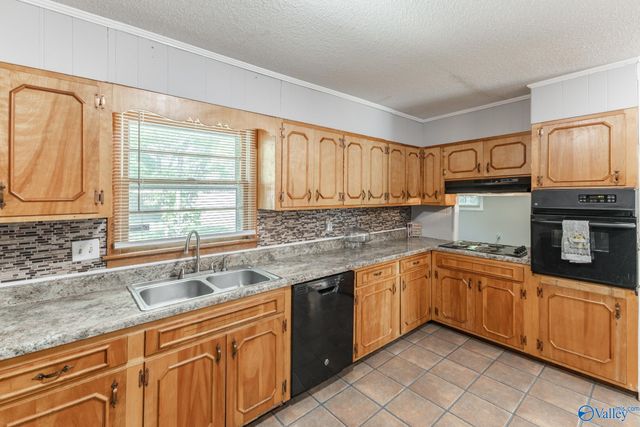 5004 Lumary Drive, Huntsville, AL 35810