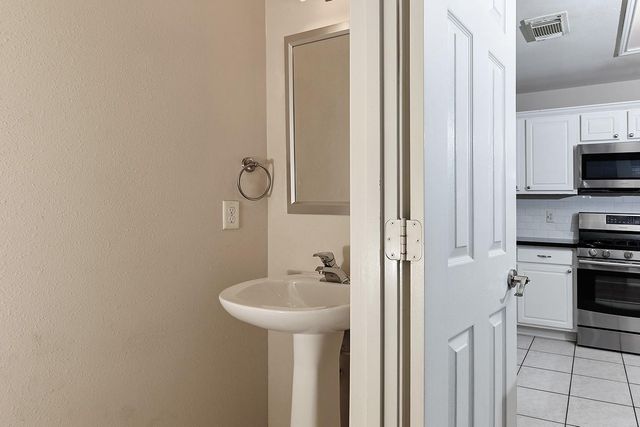 15 Marble Rock Place, The Woodlands, TX 77382