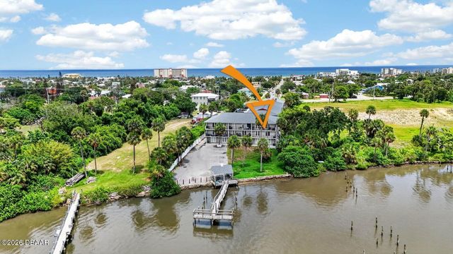 900 S Peninsula Dr Apt 214, Daytona Beach, FL 32118
