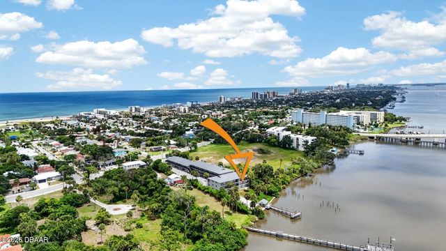900 S Peninsula Dr Apt 214, Daytona Beach, FL 32118