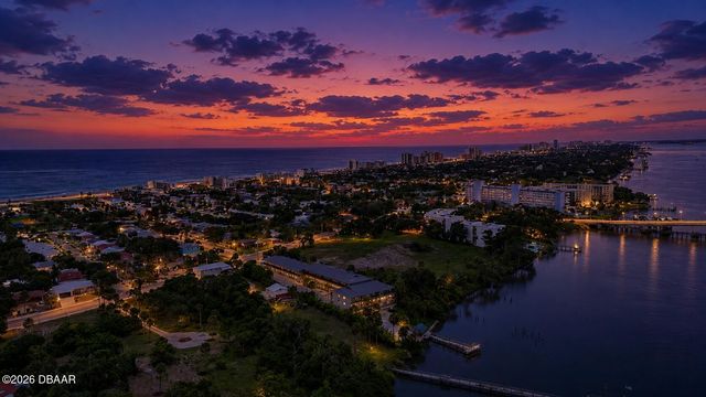 900 S Peninsula Dr Apt 214, Daytona Beach, FL 32118