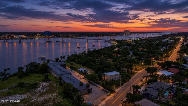 900 S Peninsula Dr Apt 214, Daytona Beach, FL 32118