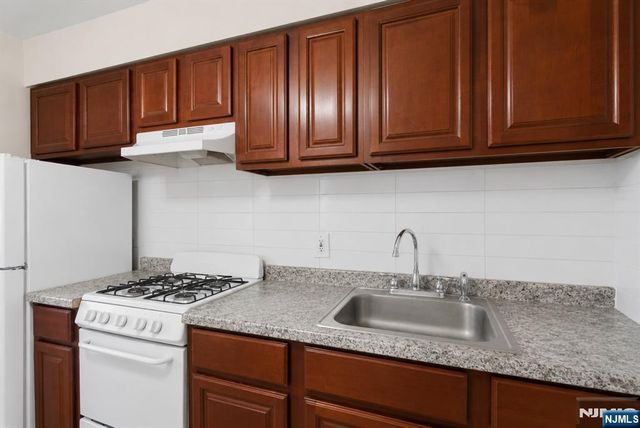 69-71 Mehrhof Road, Little Ferry, NJ 07643