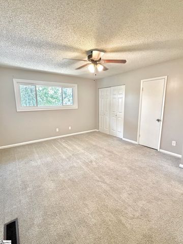 28 Briarglen Place, Greenville, SC 29615