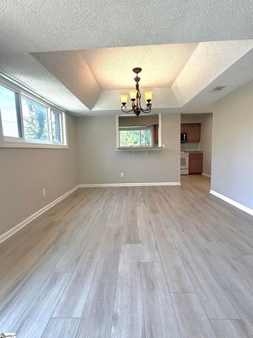 28 Briarglen Place, Greenville, SC 29615