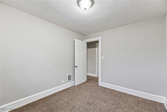 10918 Linnet Avenue, Cleveland, OH 44111