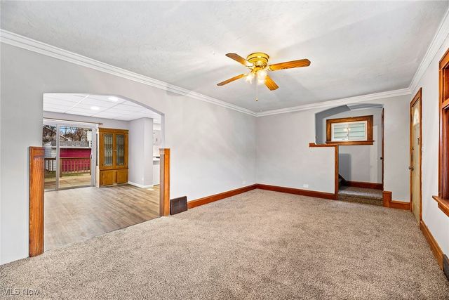 10918 Linnet Avenue, Cleveland, OH 44111