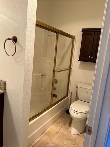 10943 Laurel Canyon C-20, San Fernando, CA 91340