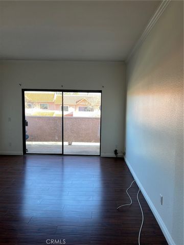 10943 Laurel Canyon C-20, San Fernando, CA 91340