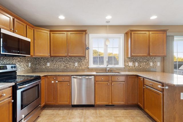 4 Fatima Lane, Worcester, MA 01606