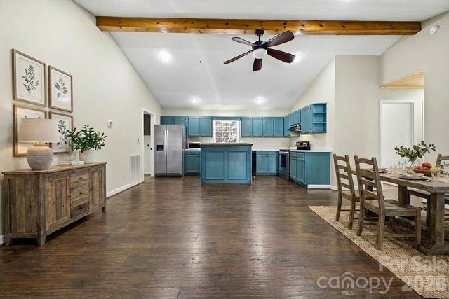 373 Fox Trace Drive, Sylva, NC 28779