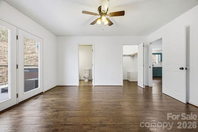 373 Fox Trace Drive, Sylva, NC 28779