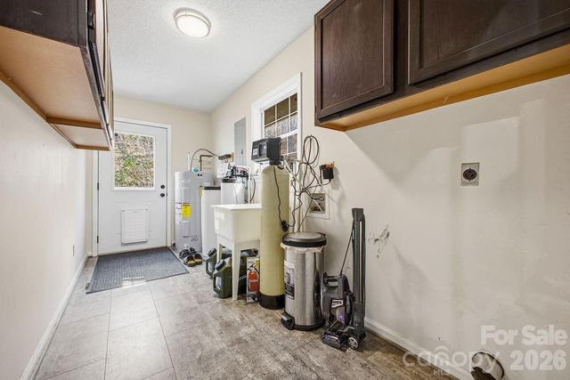 373 Fox Trace Drive, Sylva, NC 28779