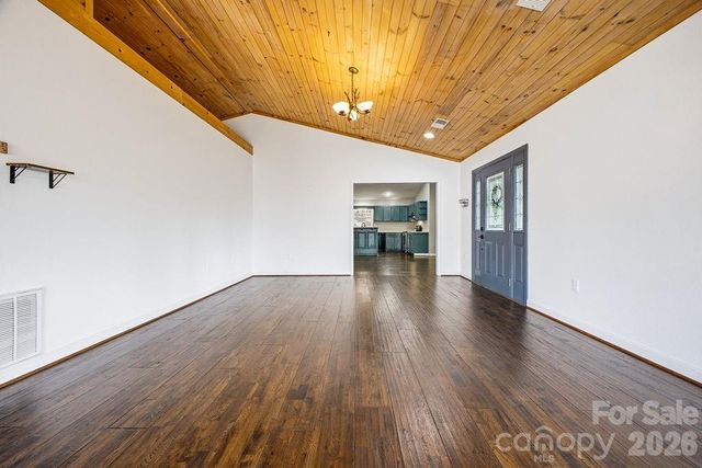 373 Fox Trace Drive, Sylva, NC 28779