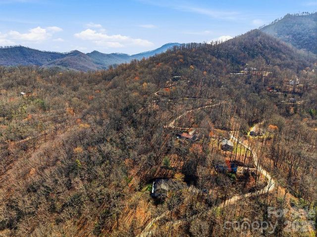 373 Fox Trace Drive, Sylva, NC 28779