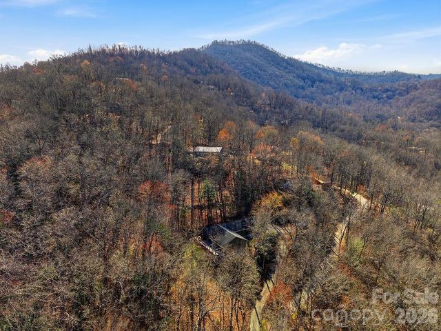 373 Fox Trace Drive, Sylva, NC 28779