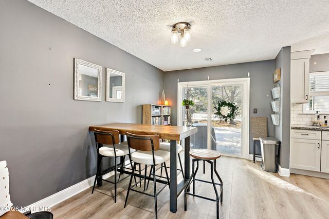 14 Ambrose Lane, Holmdel, NJ 07733