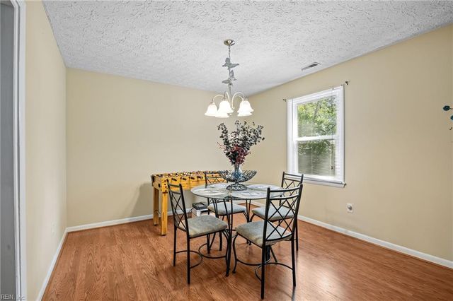 104 Admiral CT, Hampton, VA 23669