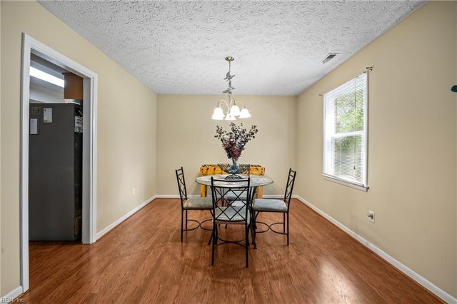 104 Admiral CT, Hampton, VA 23669