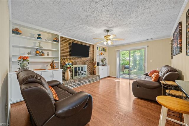 104 Admiral CT, Hampton, VA 23669