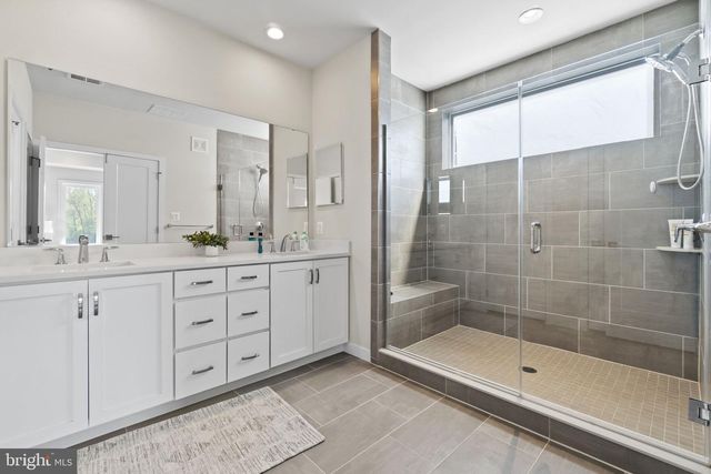 23557 BINGLEY MANOR TER, Ashburn, VA 20148