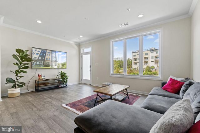 23557 BINGLEY MANOR TER, Ashburn, VA 20148