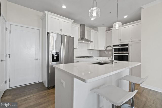 23557 BINGLEY MANOR TER, Ashburn, VA 20148