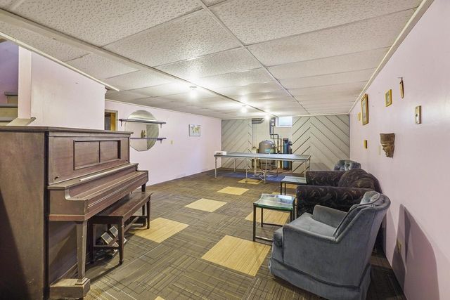 N61W38100 Blackhawk DRIVE, Oconomowoc, WI 53066
