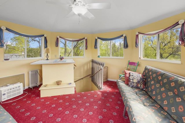 N61W38100 Blackhawk DRIVE, Oconomowoc, WI 53066