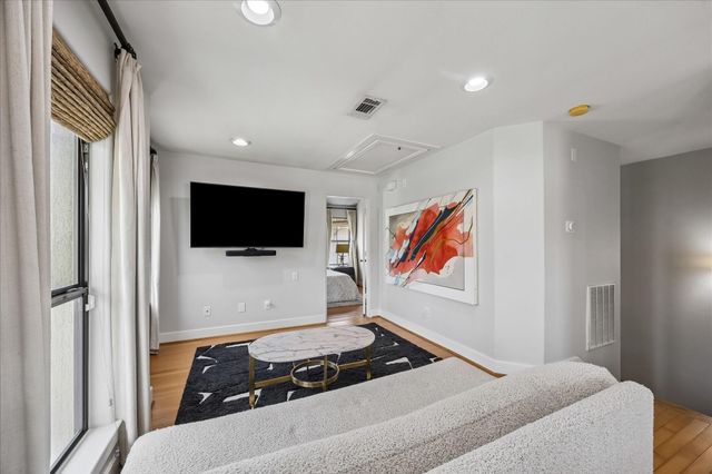 1510 Missouri Street 10, Houston, TX 77006