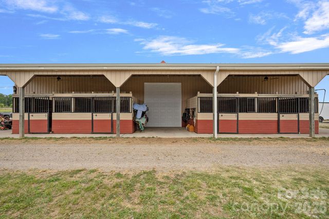 2151 Brown Chapel Road, Catawba, NC 28609