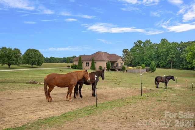 2151 Brown Chapel Road, Catawba, NC 28609