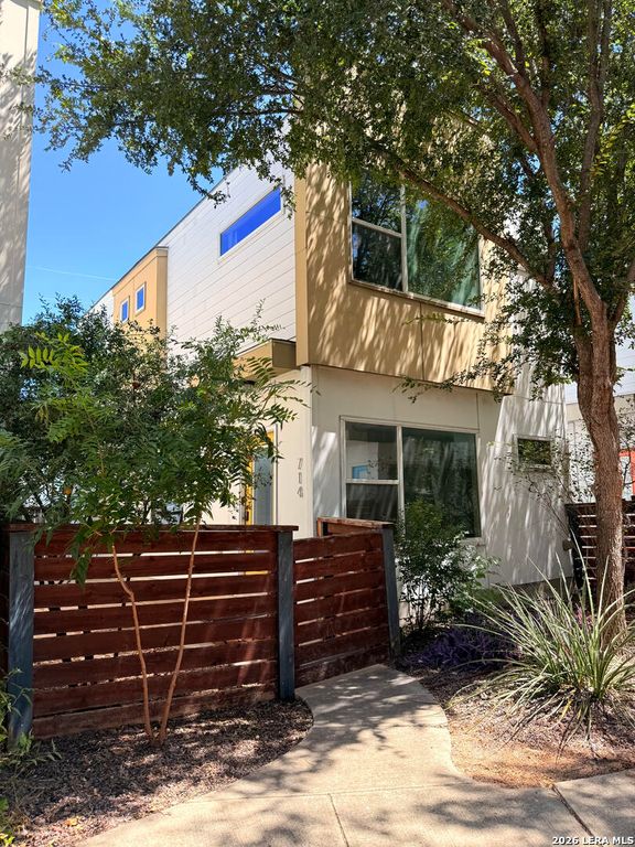 714 N CHERRY ST, San Antonio, TX 78202