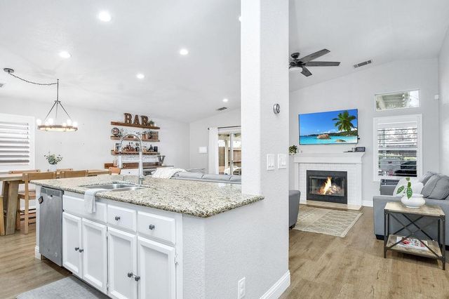 2231 2231 Ventnor Ln, Oakley, CA 94561