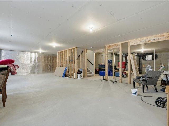 6050 Iris Lane, Rockford, MN 55373