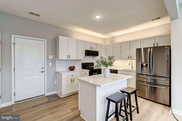 44848 TIVERTON SQ, Ashburn, VA 20147